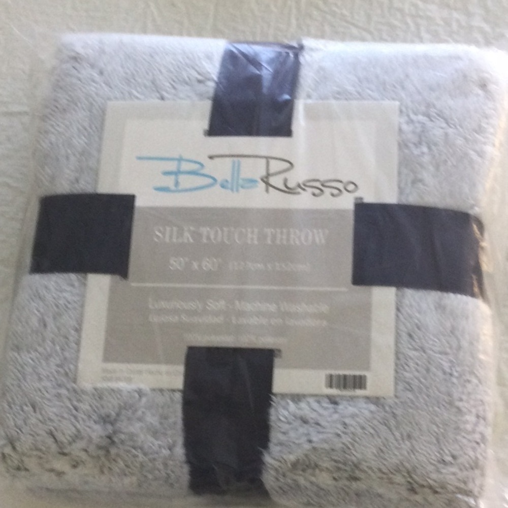 Bella Russo Silk Touch Throw Blanket - Gray